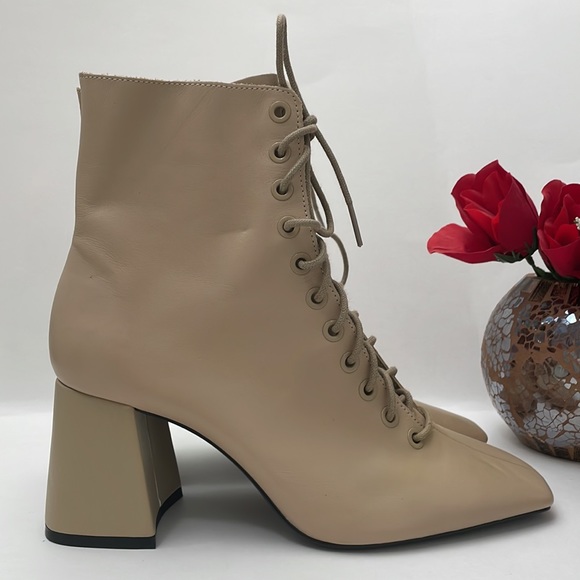 Tang Tang Women’s Ankle Boots – Very Pretty – Excellent Condition - Picture 6 of 16